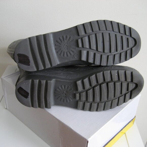 UGG Wilshire Tall Embossed Rainboots #3386, Gray, Size 7 - Picture 10 of 11